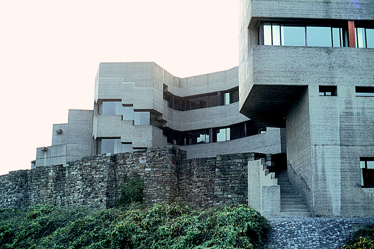 Gottfried Böhm: Rathaus Bensberg (1963-69) &copy; Thomas Deckker 1979