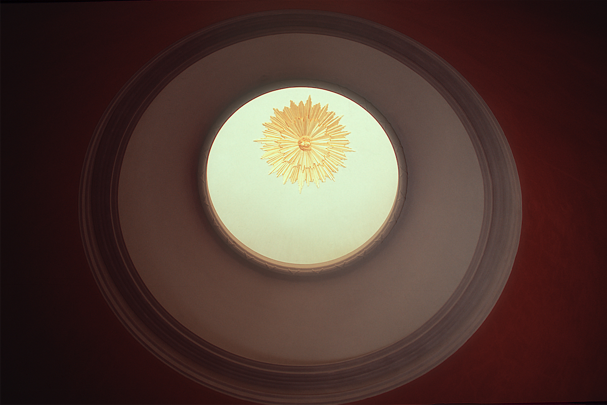 Temple of Apollo, Stourhead, view through the occulus of the inner dome to the roundel of the sun on the upper dome &copy; Thomas Deckker 2013