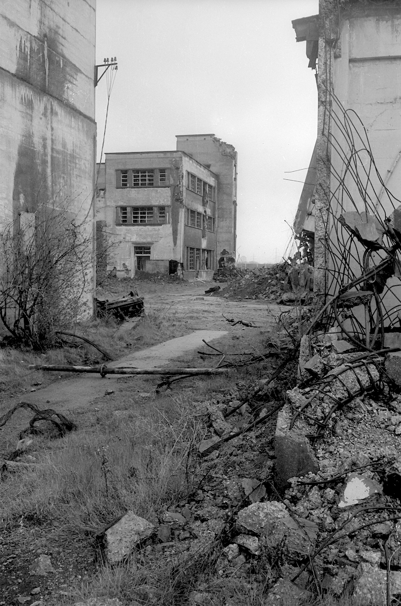 Moscow Courtyards © Thomas Deckker 1989