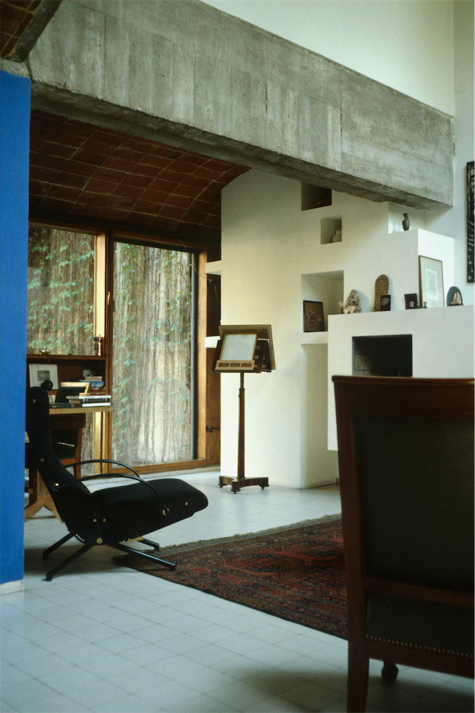 Le Corbusier: Maison Jaoul, Paris Le Corbusier: Maison Jaoul, Paris photograph © Thomas Deckker 1982
